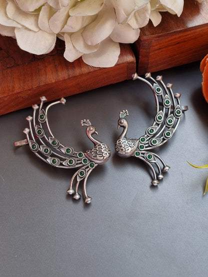 Peacock brass Earcuff