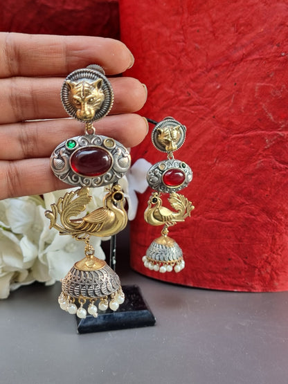 Sira Dual tone Jhumka Earrings