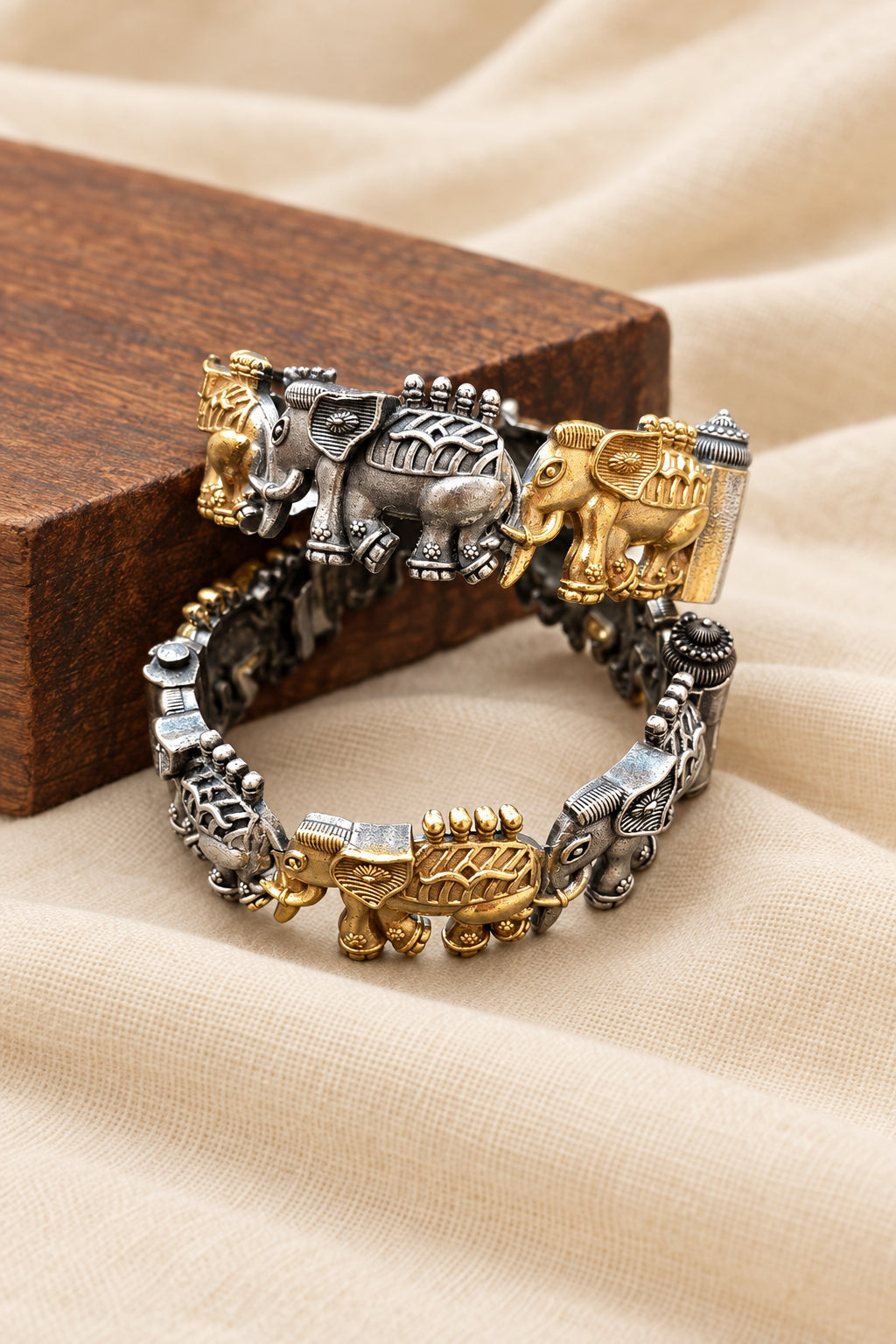 Dual tone Brass Kada- single piece