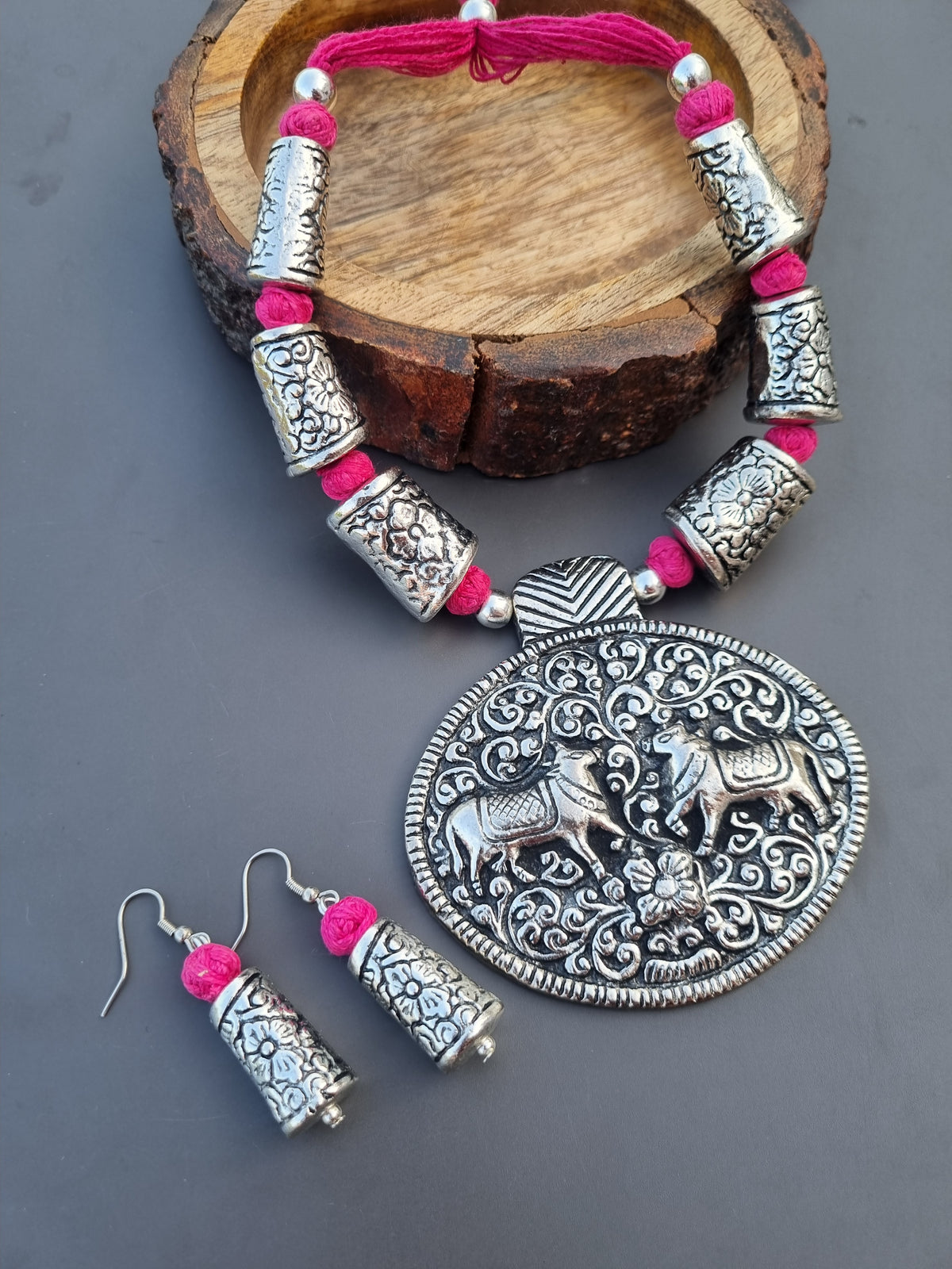Thread Nandi Necklace set