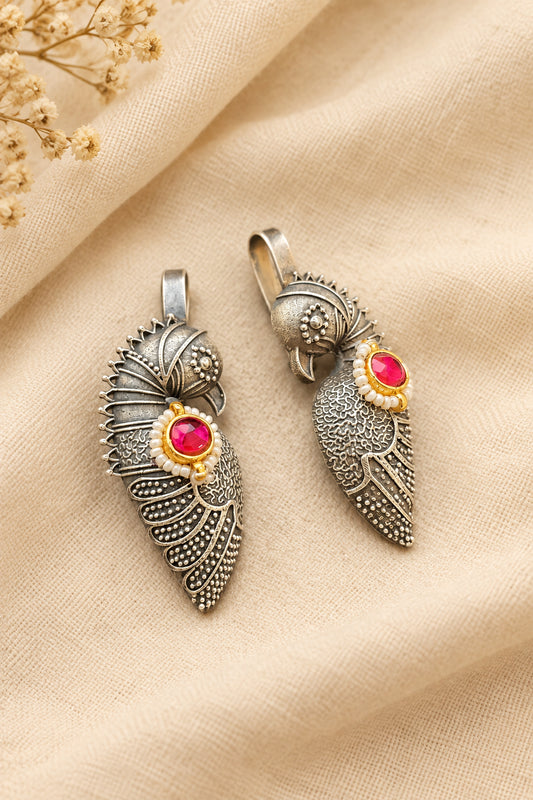 Bugadi Earcuffs