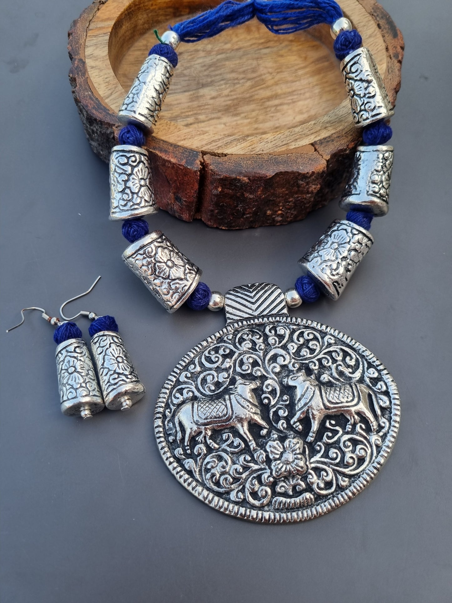 Thread Nandi Necklace set
