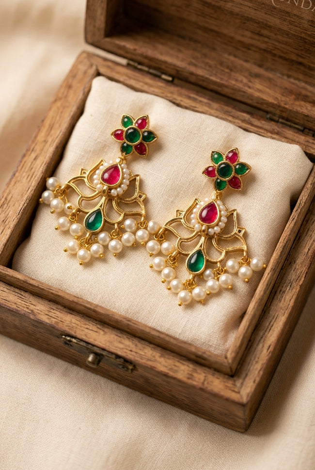 Pachi Kundan Fusion Hasli Set