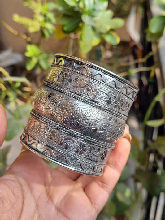 Silver Adjustable Brass Handcuff