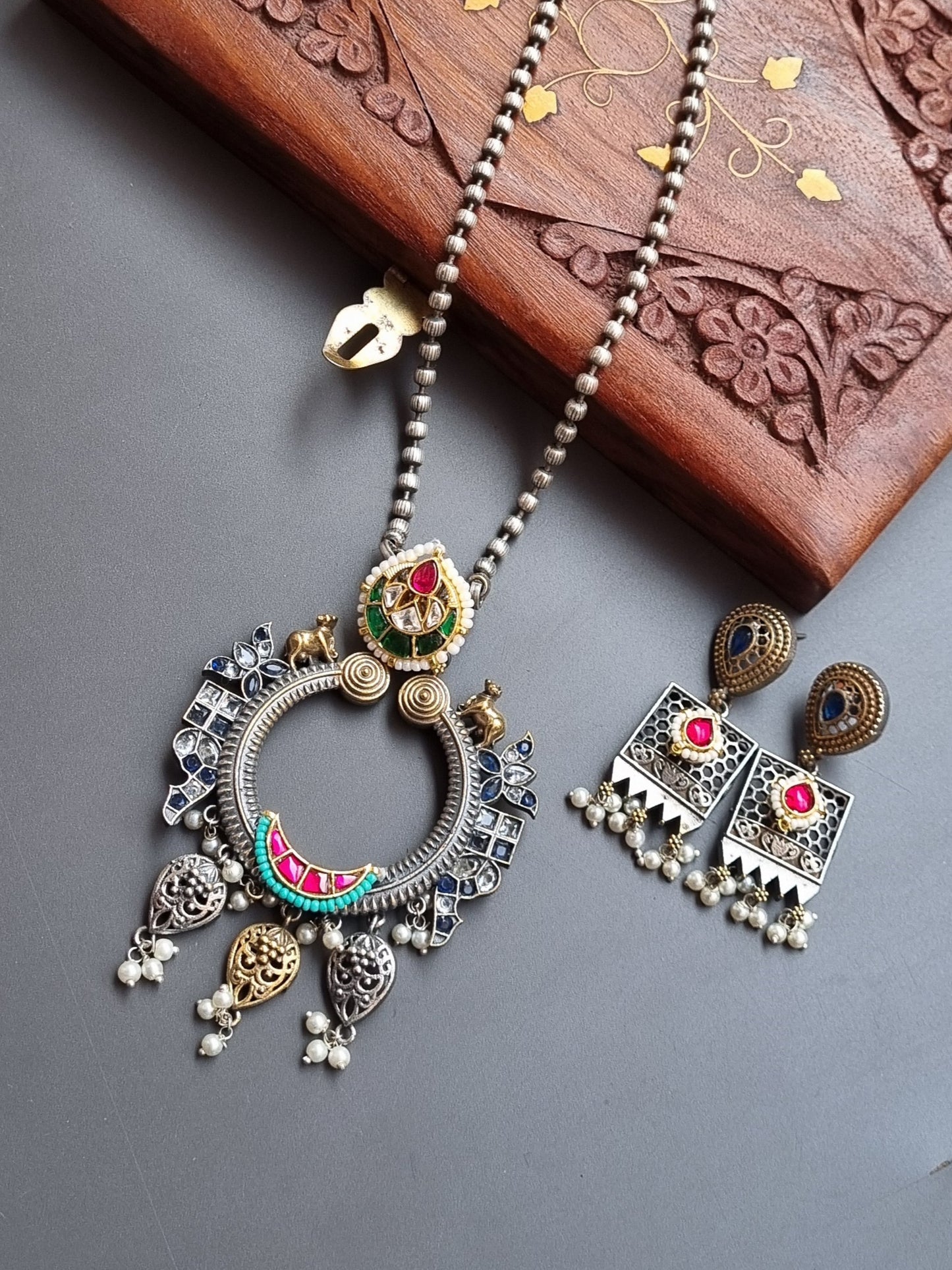 Fusion Brass Pendant set