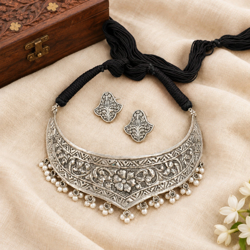 Navratri Brass Hasli Choker