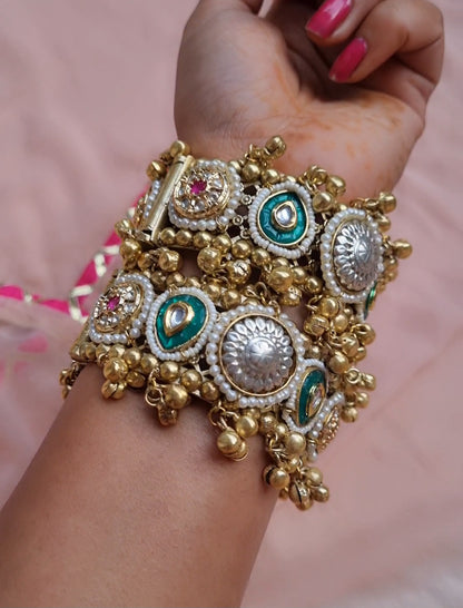 Golden Statement Ghunghru Kada- Green