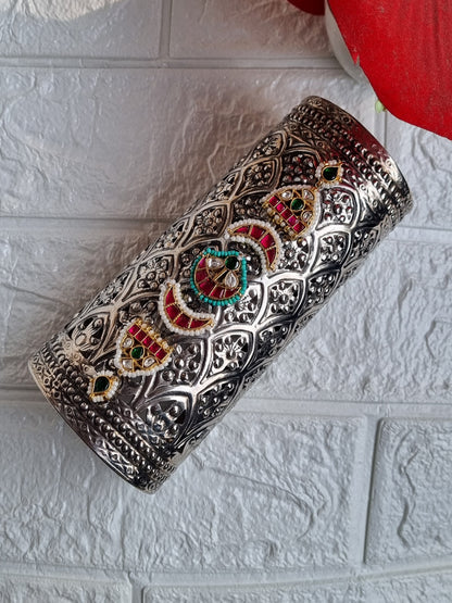 Pachi Kundan Brass Handcuff