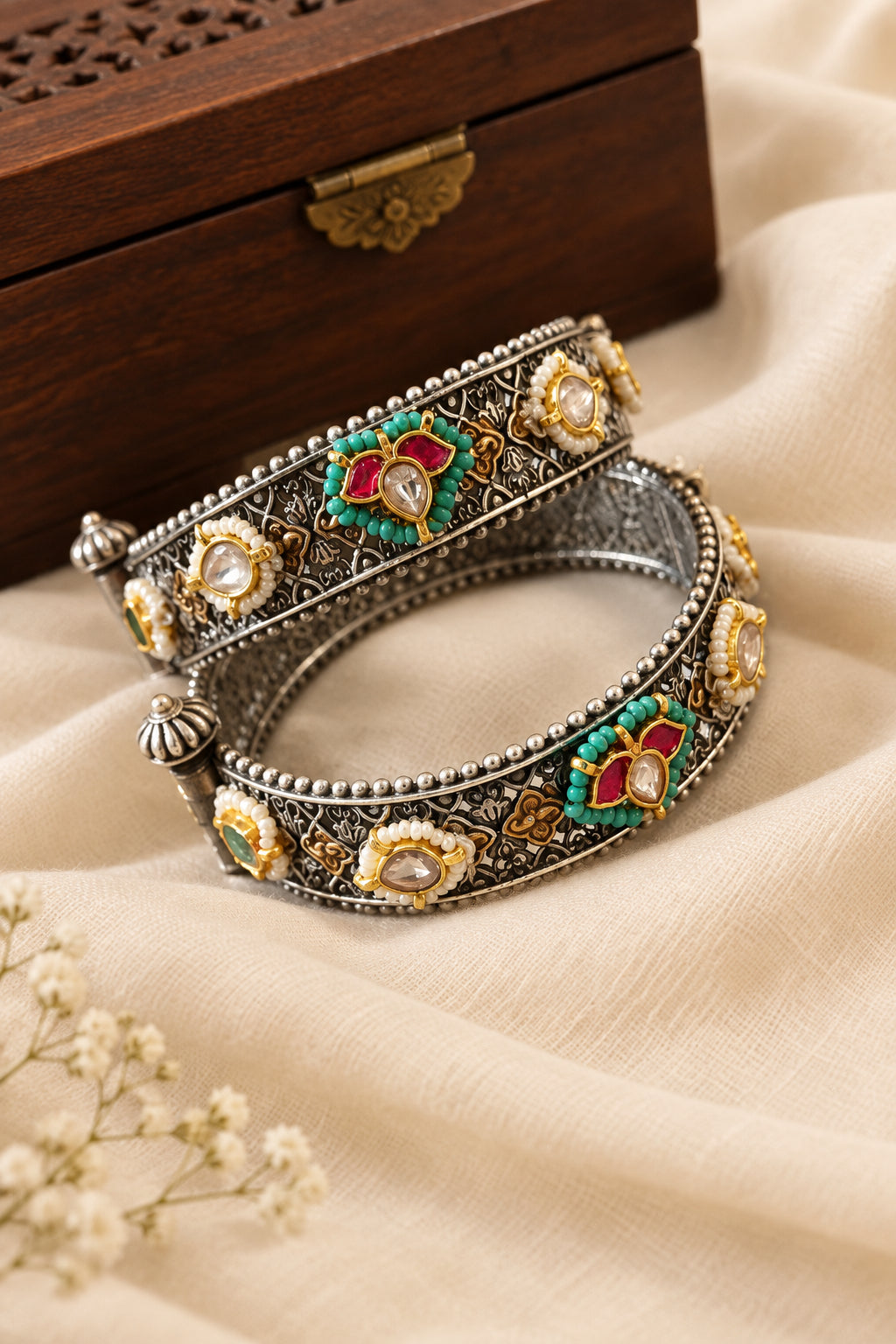 Pachi Kundan Dual tone Brass Kada- single piece