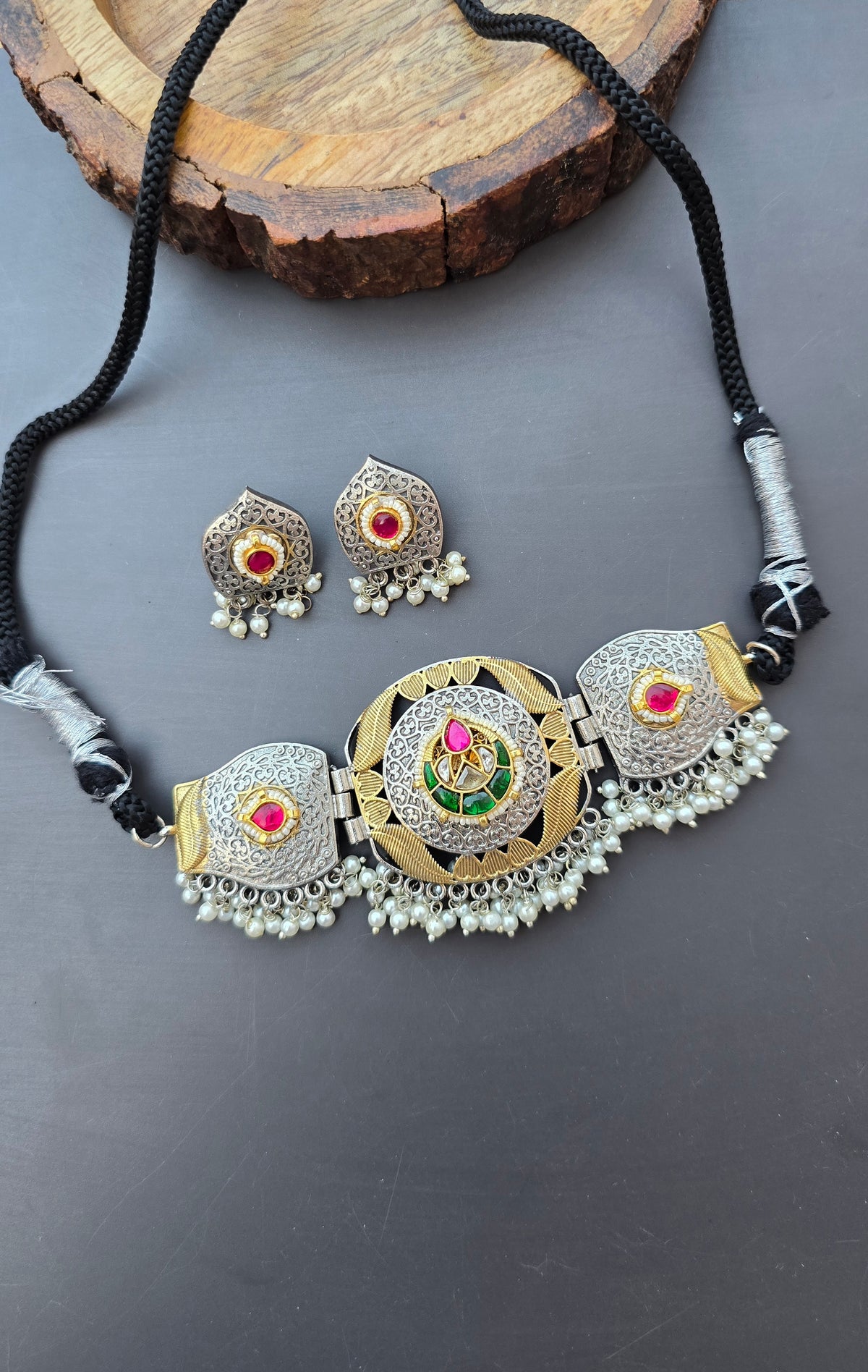Pachi Kundan Fusion Choker Set