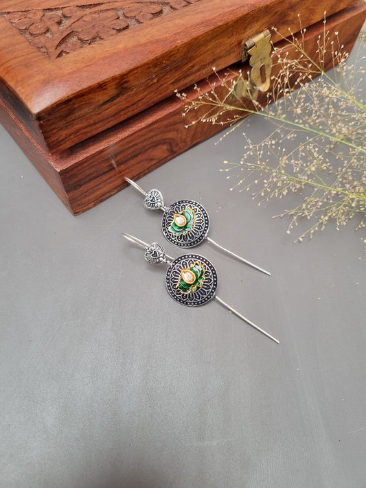 Pin Bugadi Earcuffs