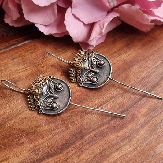 Needle Bugadi Earcuff